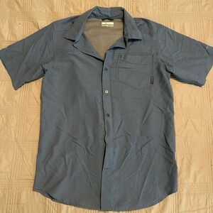 Columbia Men's Blue Short Sleeve Shirt